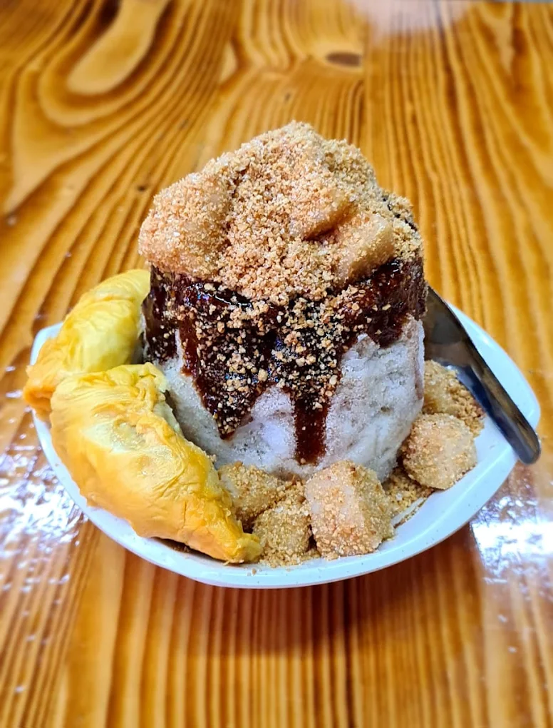 Ais Batu Kacang with Durian