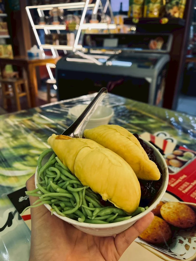 Ais Batu Mochi